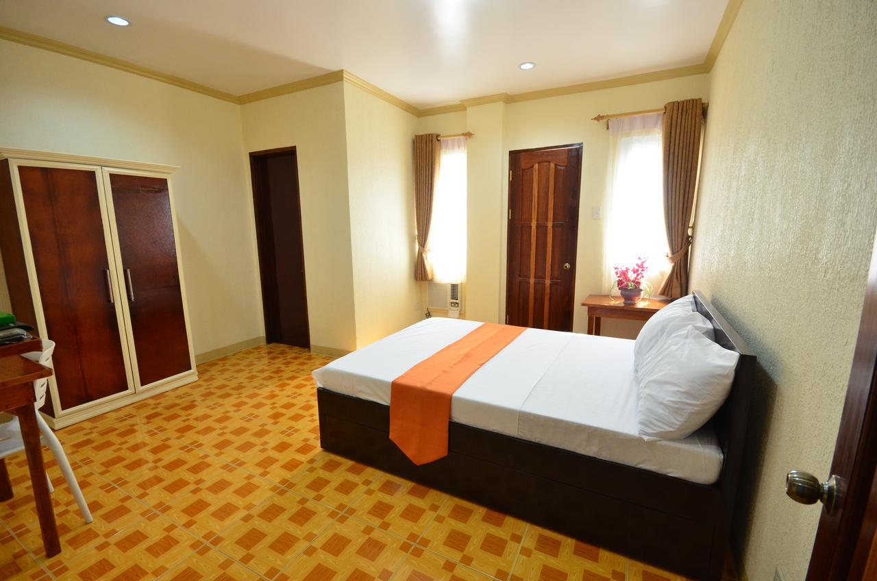 Gilin Pension House Puerto Princesa Exterior foto